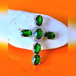 Natural Chrome Diopside & Cz 925 Sterling Silver Cross Pedant 2x2.8cm